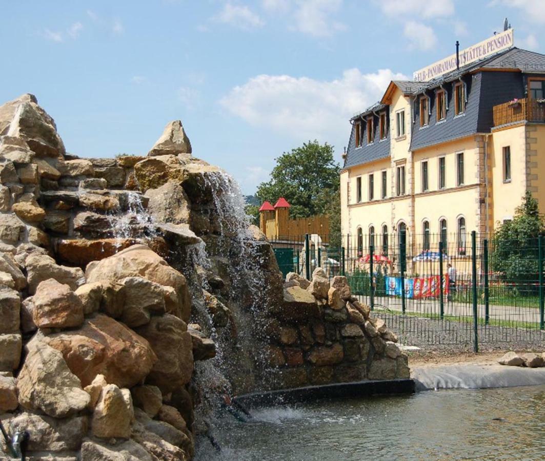 Hotel Campingplatz am Treidlerweg Königstein Exterior foto